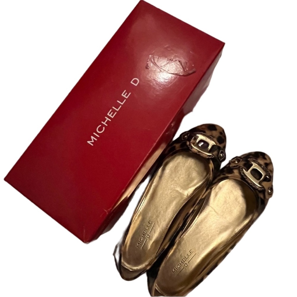 Michelle D leopard print dress shoes size 6.5. Brand new in box.